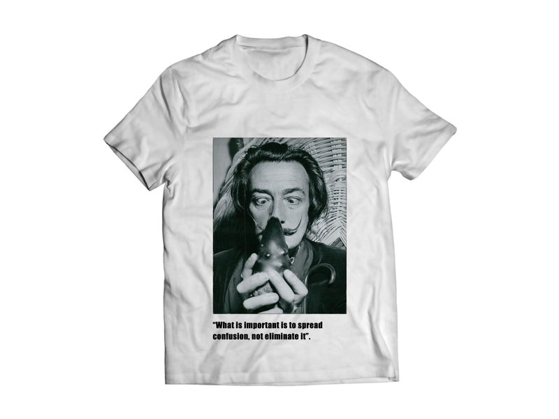 T-shirt med bild och citat av Salvador Dali " I dont do drugs. I am drugs"