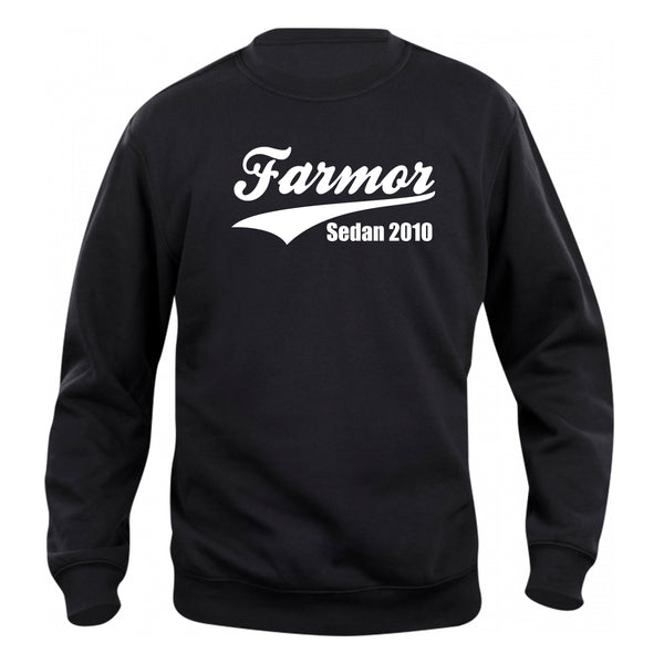Svart sweatshirt med texten "Farmor sedan "