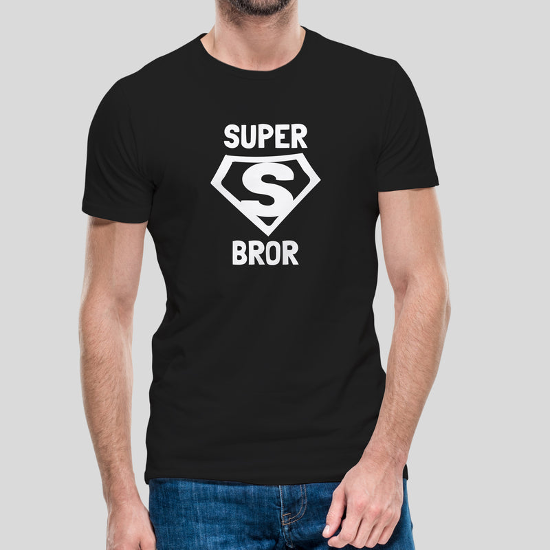 T-shirt med bild texten "SUPER BROR"