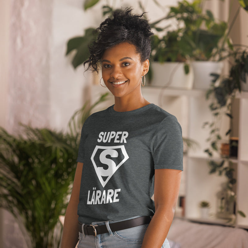 Kortärmad t-shirt i unisex-modell med texten - Superlärare