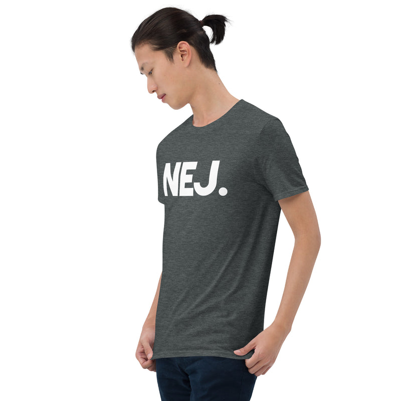 Kortärmad t-shirt i unisex-modell med texten - NEJ.