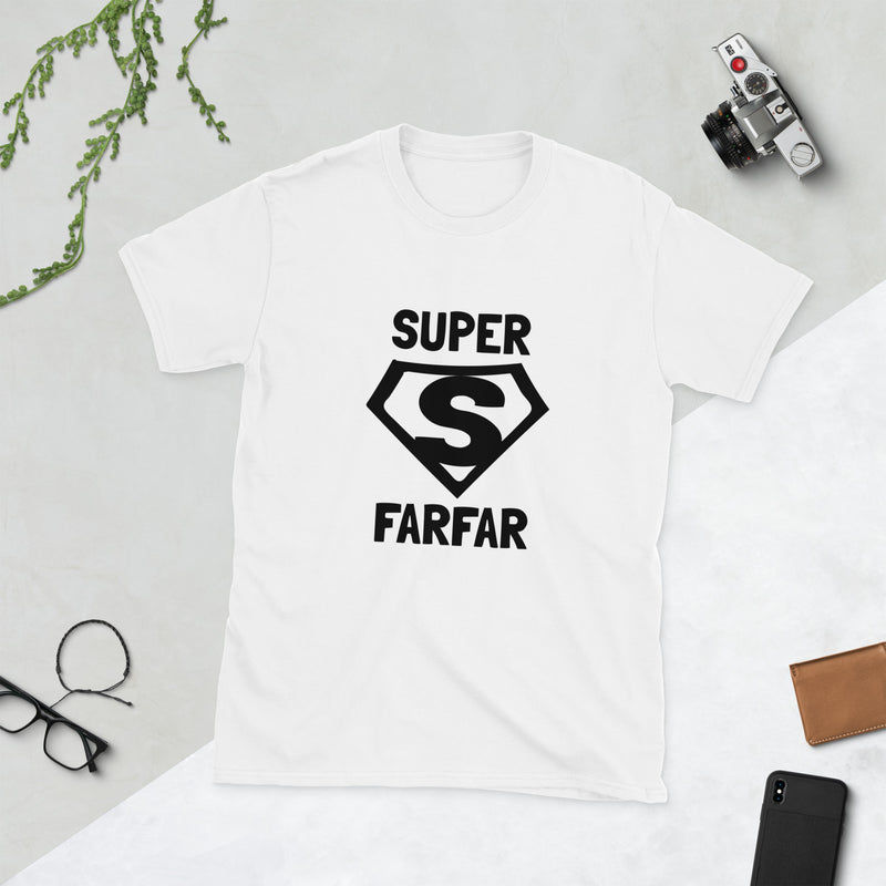 Kortärmad t-shirt i unisex-modell med texten - Superfarfar